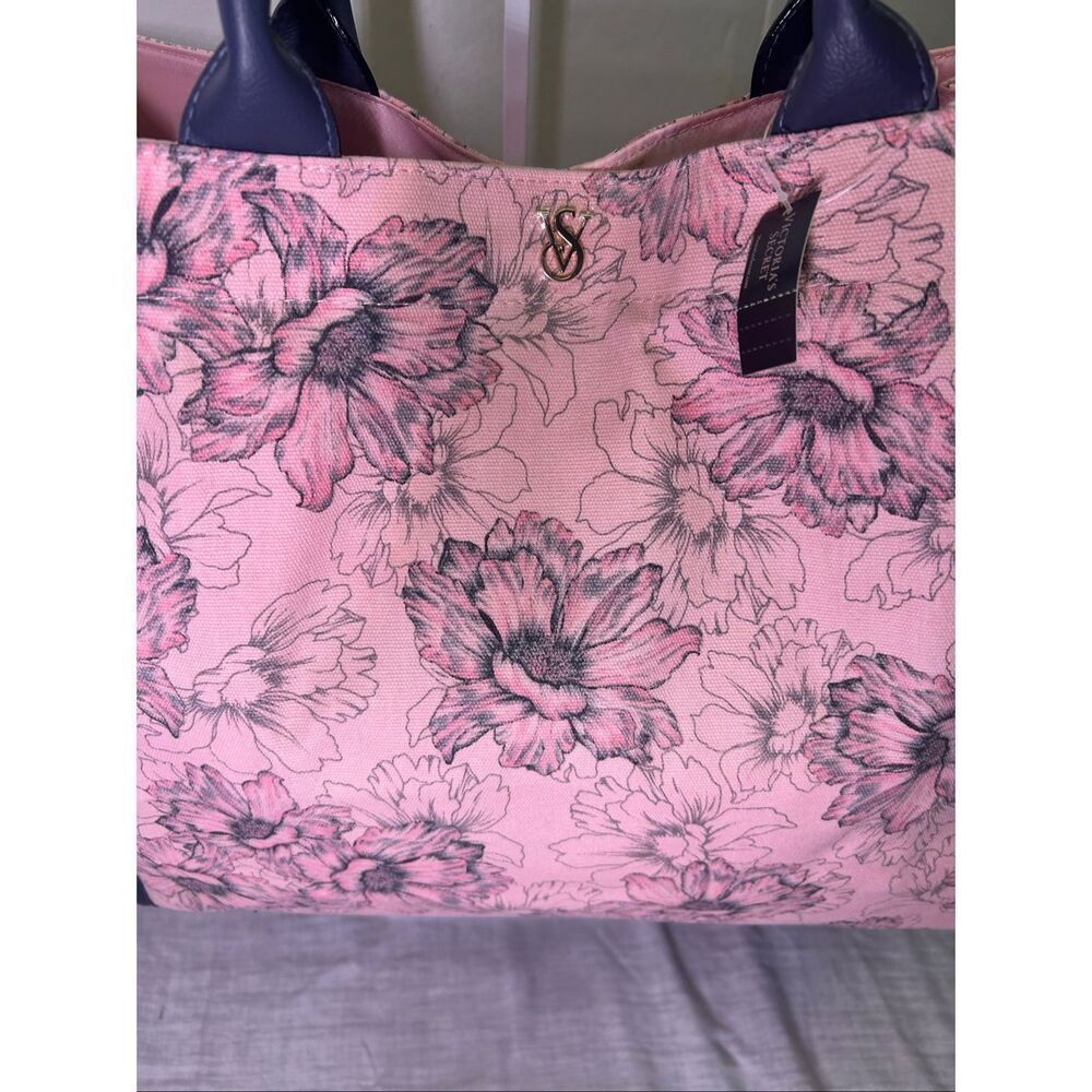 Victoria's Secret Pink Floral Canvas Travel Tote Bag Navy Blue Straps Gold VS Lo - Picture 3 of 8